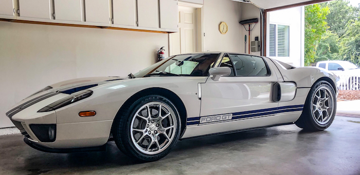 2005 ford gt red